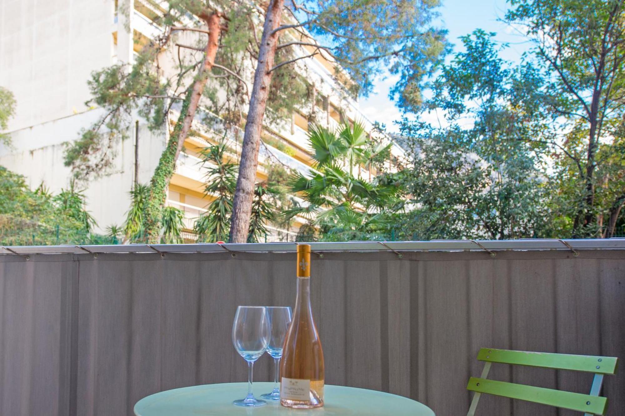 Cosy Studio - Residence Front De Mer - Menton Exterior photo
